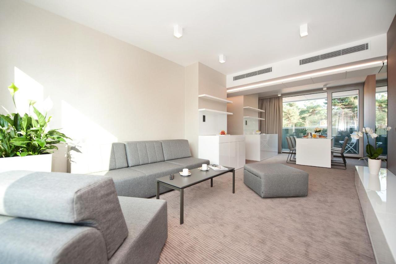 波别罗沃Baltic Palace公寓式酒店 外观 照片